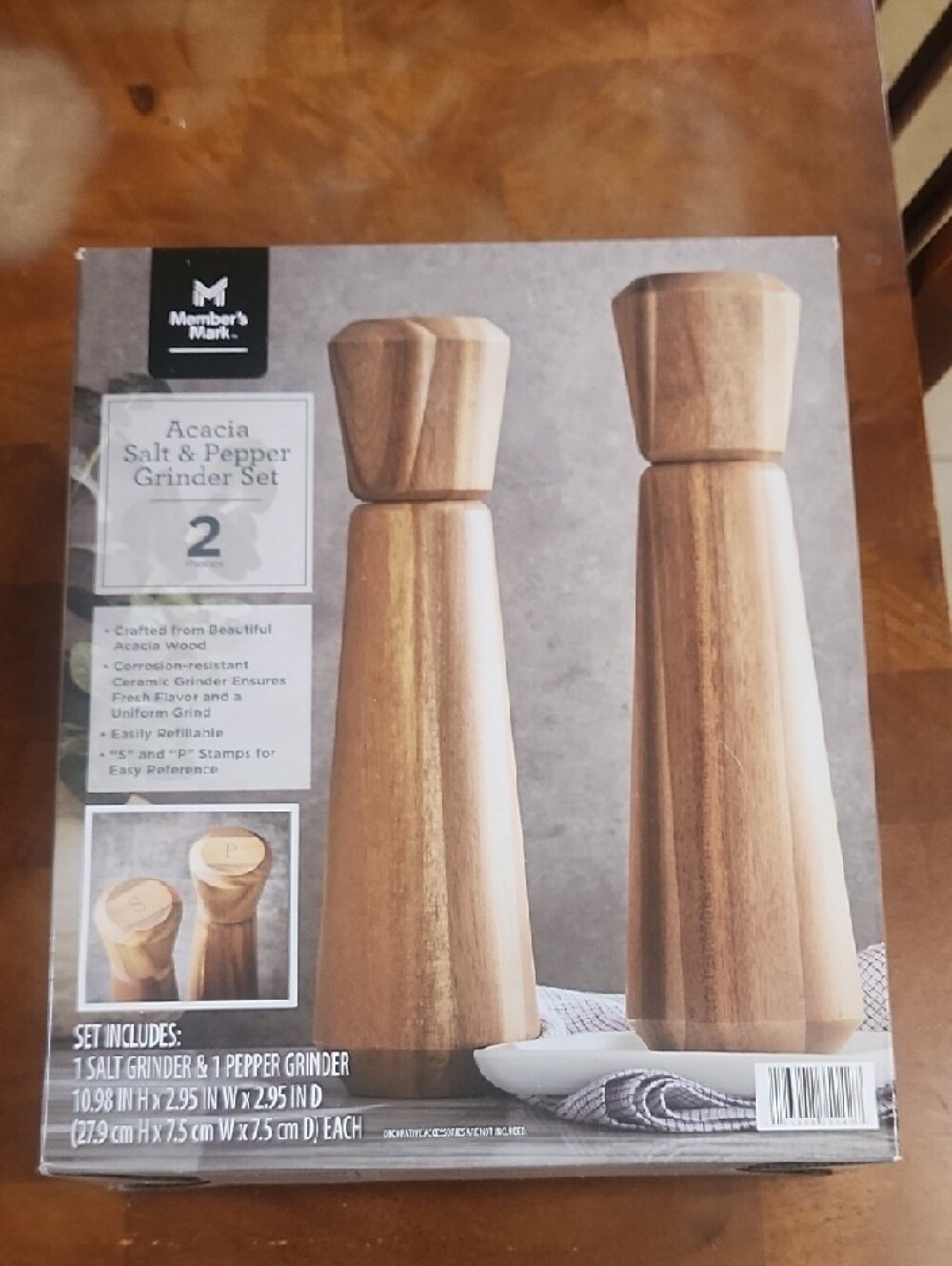 Member's Mark Acacia Salt & Pepper Grinder Set - Natural Wood - Picture 3 of 5